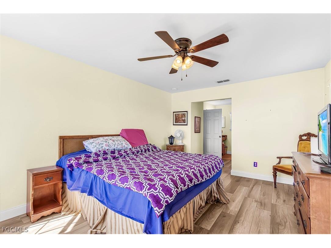 2420 Poinciana Avenue Saint James City FL 33956 2026009100 image21