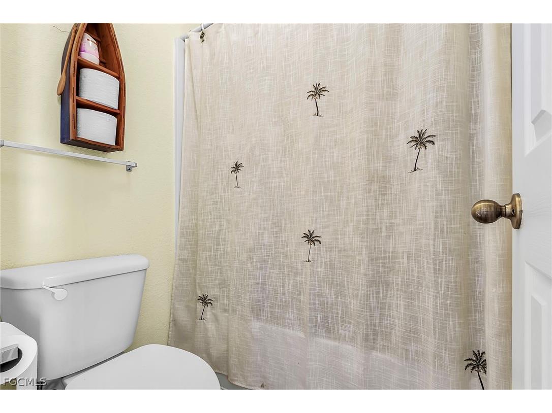 2420 Poinciana Avenue Saint James City FL 33956 2026009100 image23