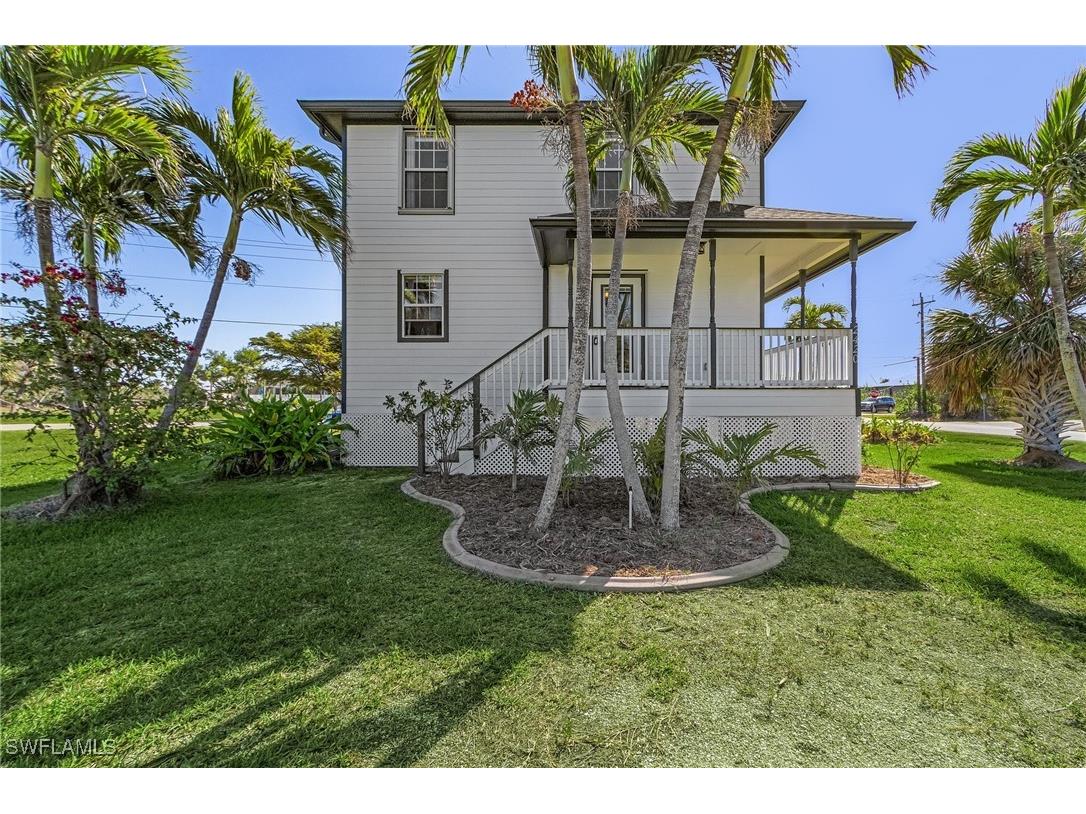 2420 Poinciana Avenue Saint James City FL 33956 225029182 image1