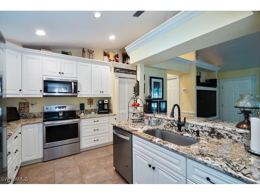 2421 22nd Avenue NE Naples FL 34120 225067789 image1