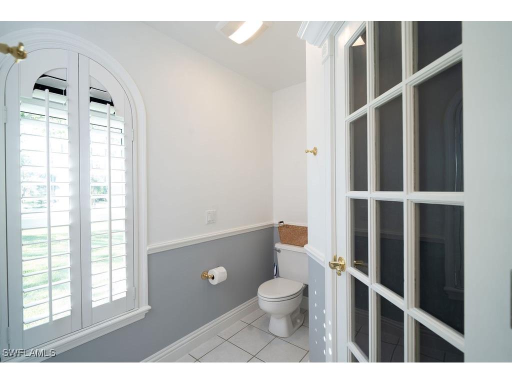 2421 22nd Avenue NE Naples FL 34120 225067789 image12