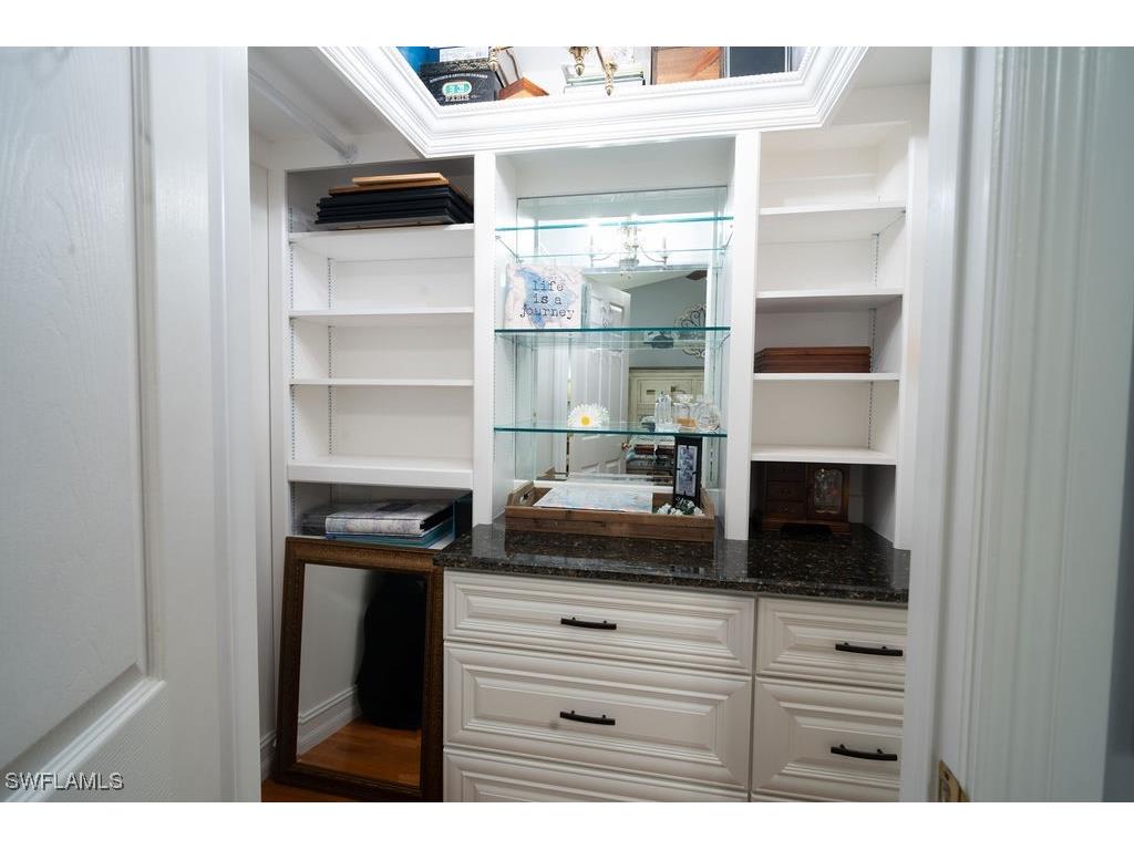 2421 22nd Avenue NE Naples FL 34120 225067789 image16