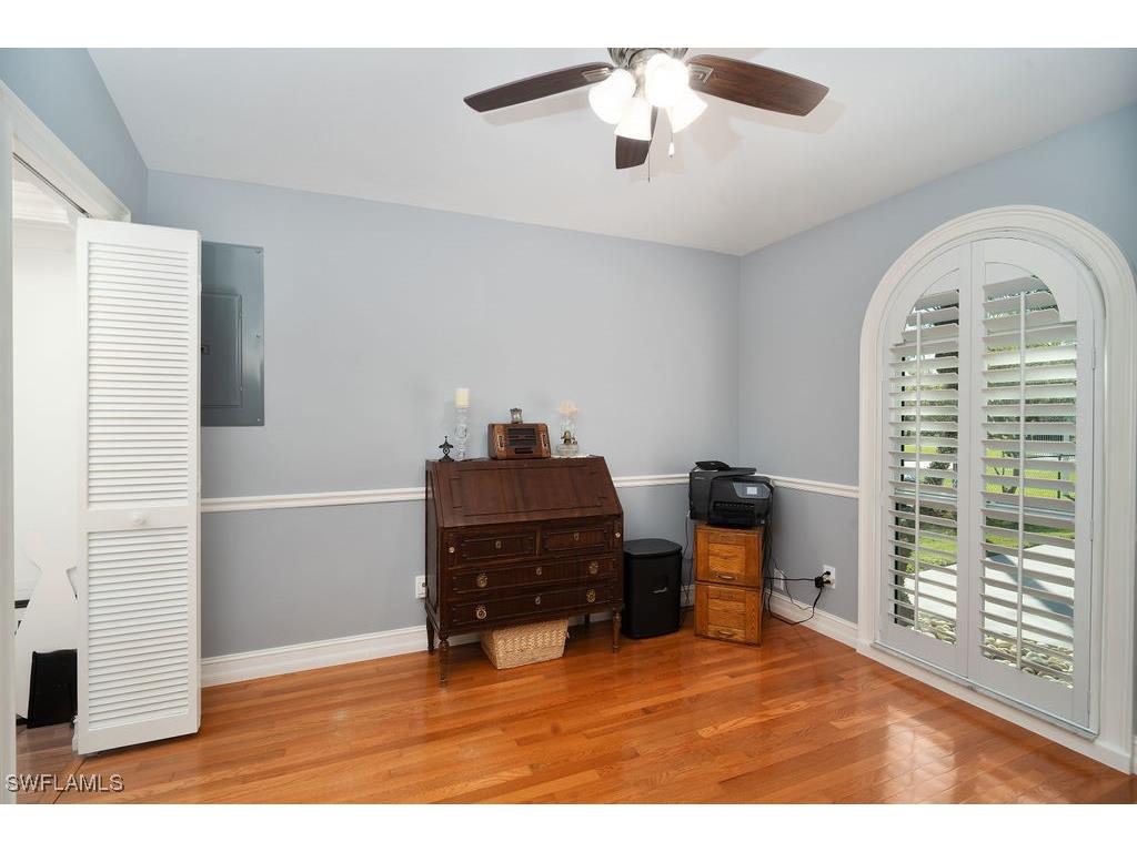 2421 22nd Avenue NE Naples FL 34120 225067789 image17