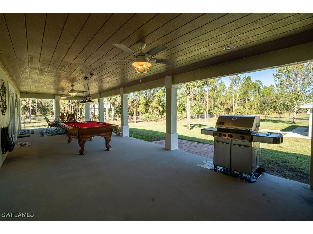 2421 22nd Avenue NE Naples FL 34120 225067789 image22