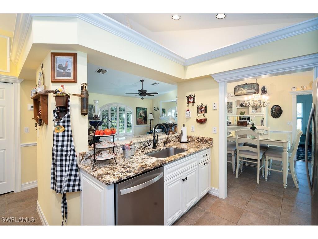 2421 22nd Avenue NE Naples FL 34120 225067789 image3