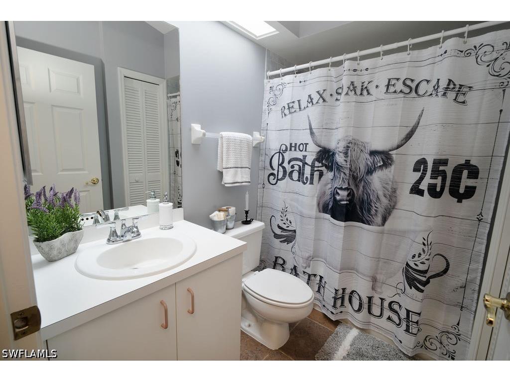 2421 22nd Avenue NE Naples FL 34120 226021352 image18
