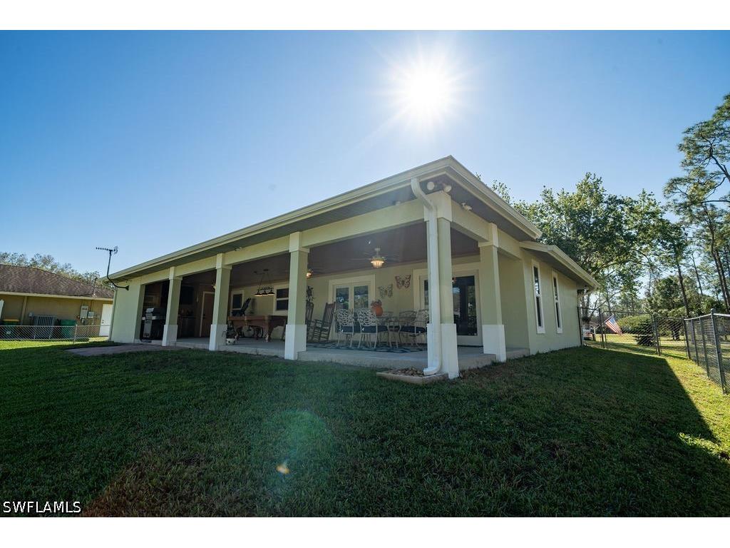 2421 22nd Avenue NE Naples FL 34120 226021352 image27