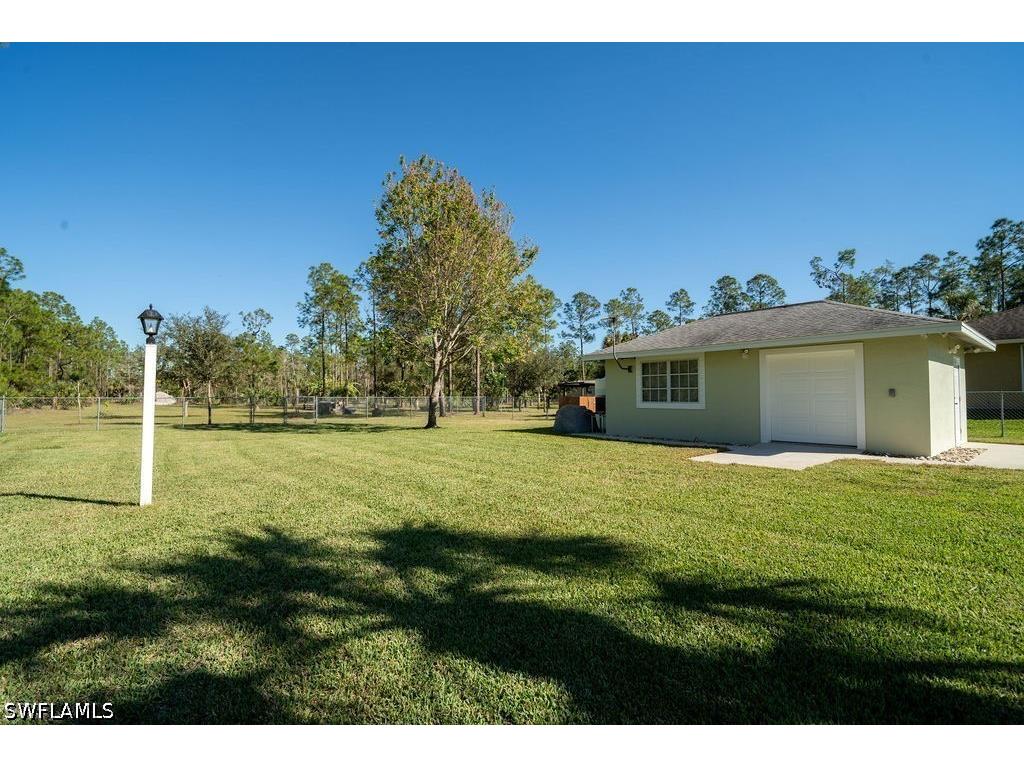 2421 22nd Avenue NE Naples FL 34120 226021352 image29
