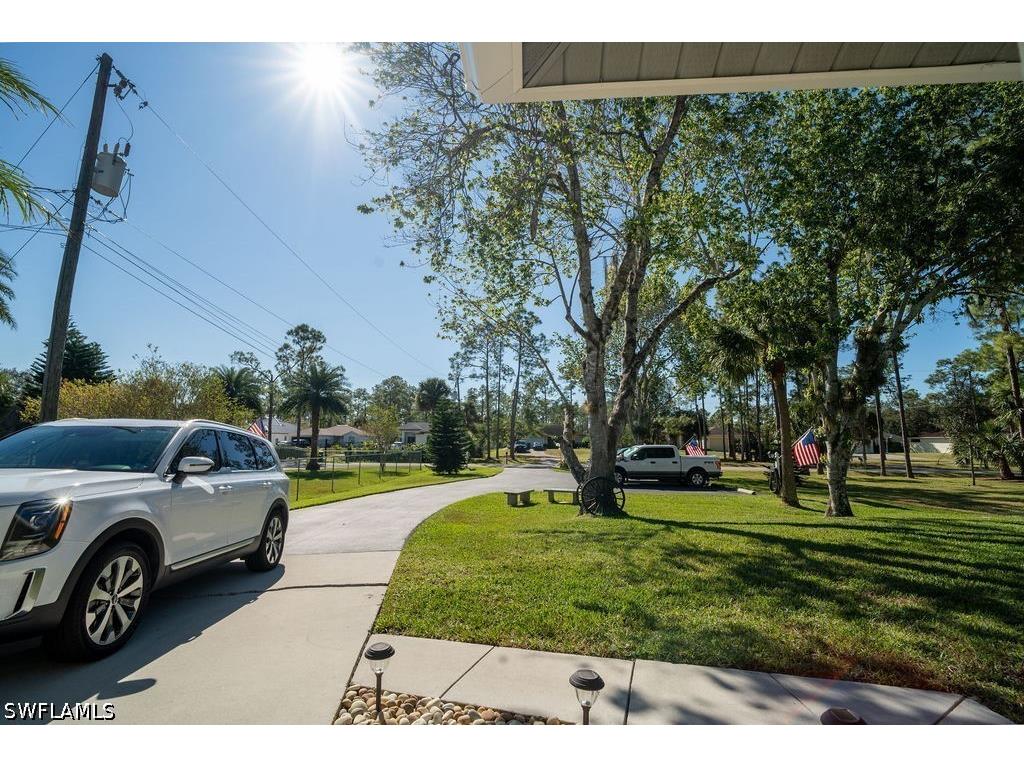 2421 22nd Avenue NE Naples FL 34120 226021352 image35