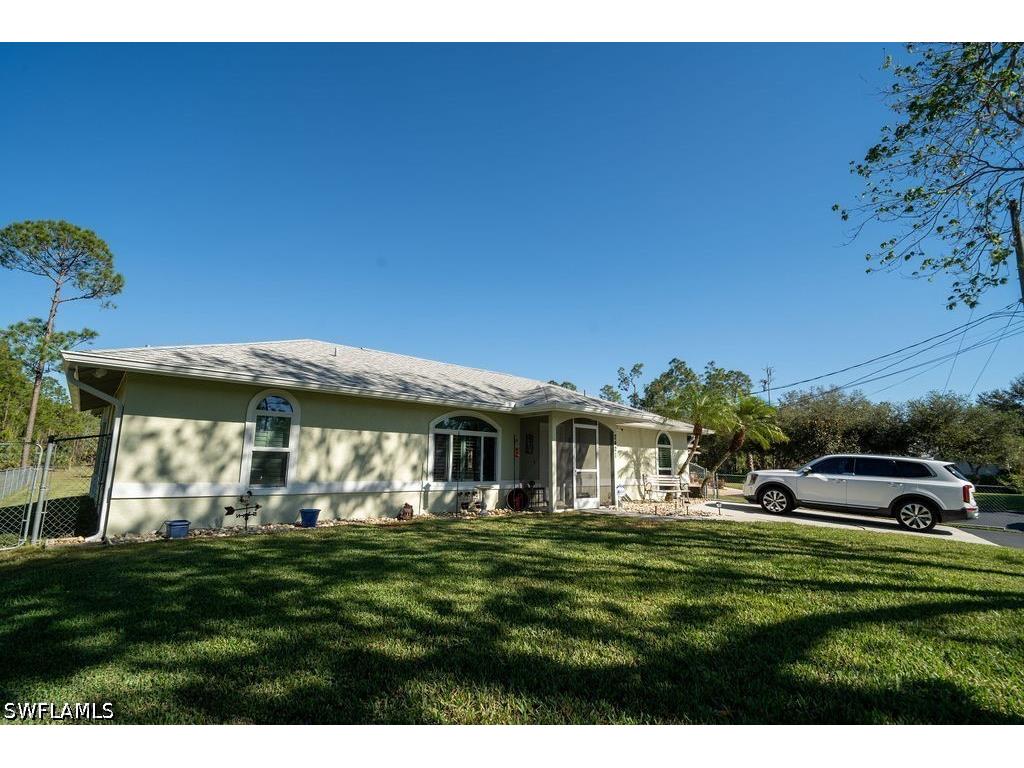 2421 22nd Avenue NE Naples FL 34120 226021352 image36