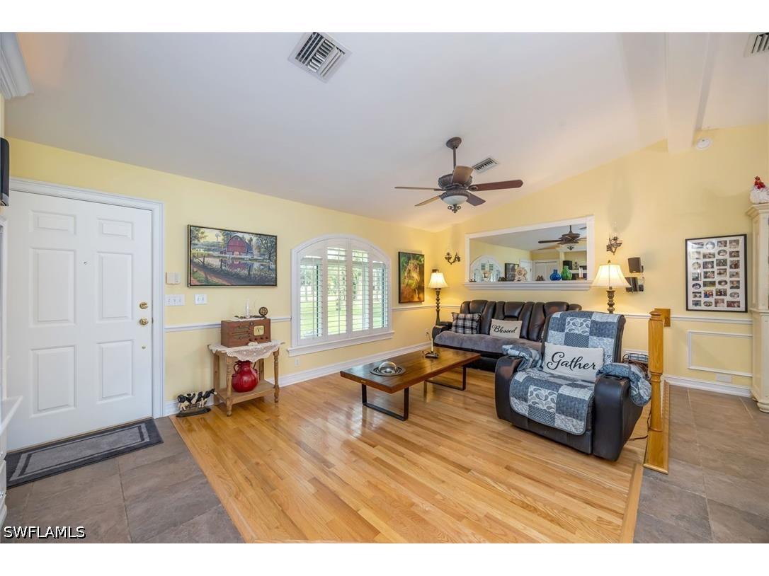 2421 22nd Avenue NE Naples FL 34120 226021352 image6