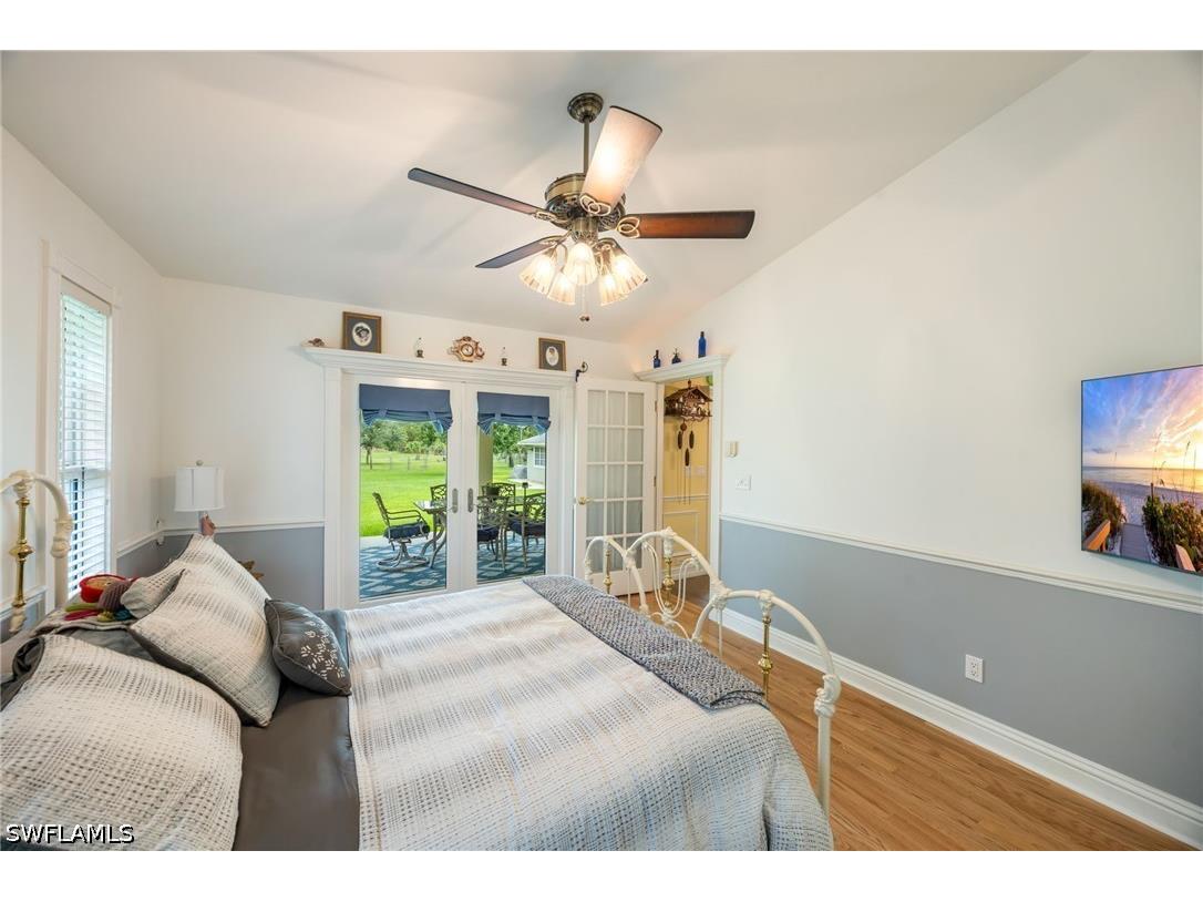 2421 22nd Avenue NE Naples FL 34120 226021352 image9