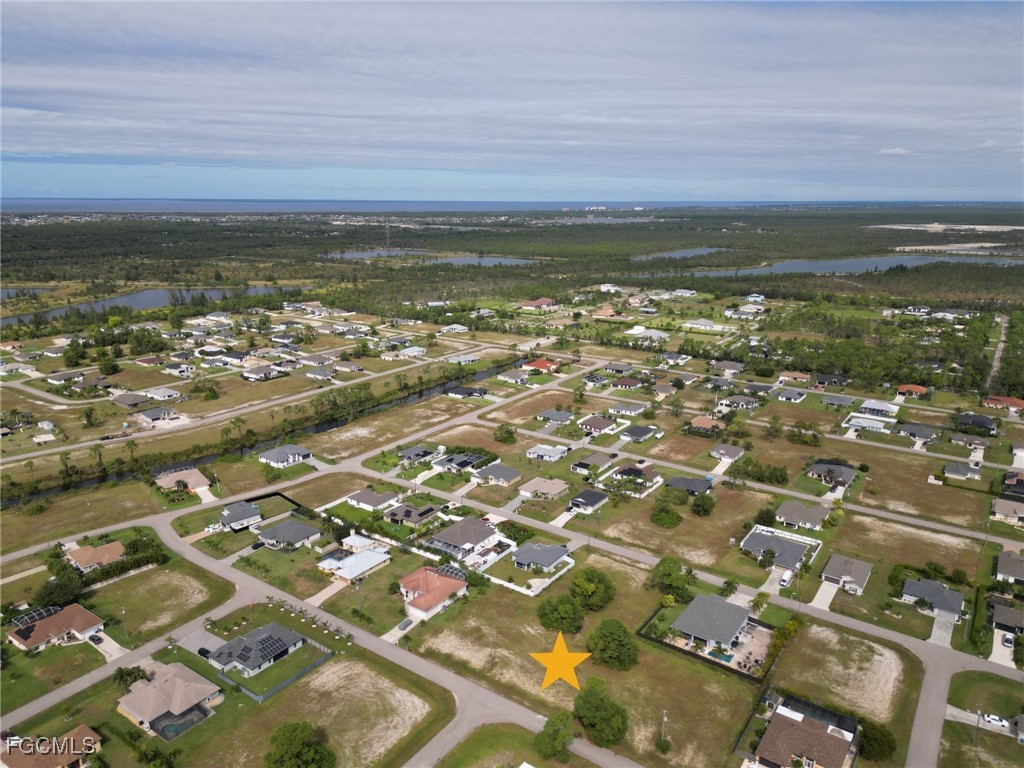 2421 NW 27th Terrace Cape Coral FL 33993 2025015570 image10