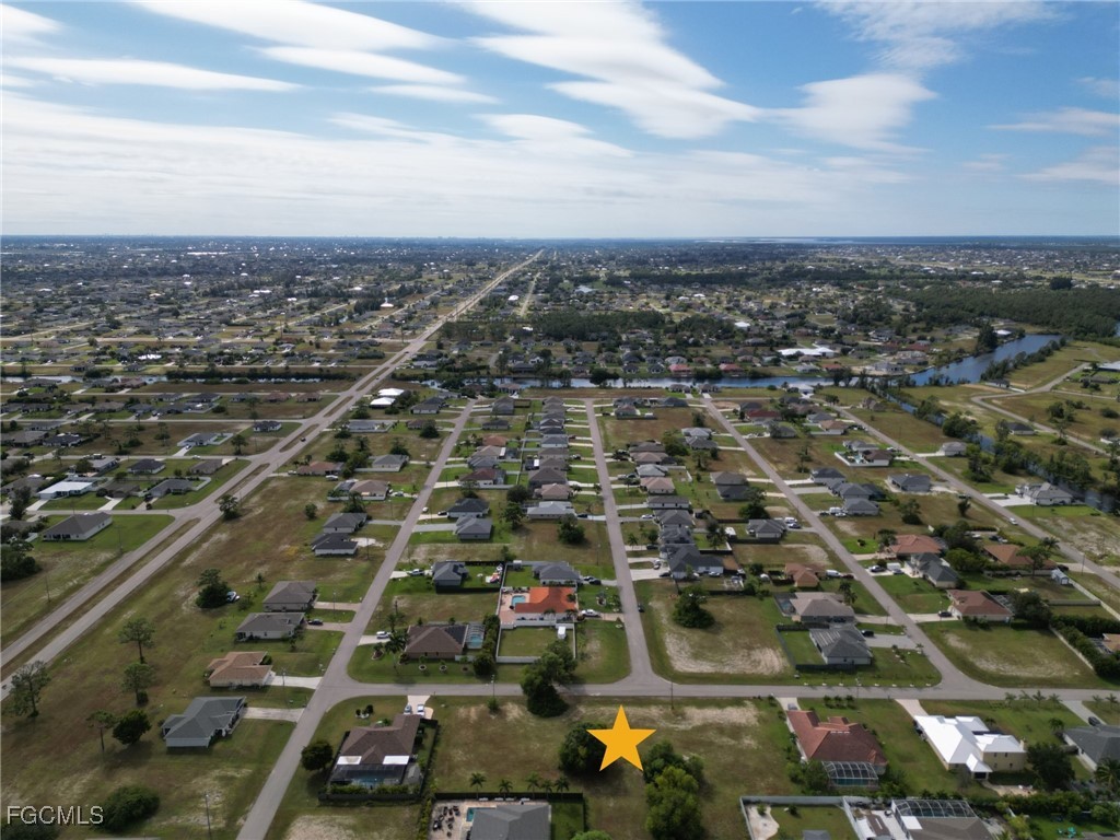 2421 NW 27th Terrace Cape Coral FL 33993 2025015570 image7