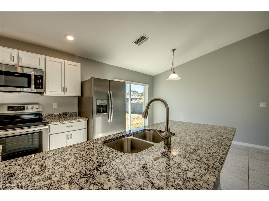 2421 NW 7th Place Cape Coral FL 33993 2026004956 image15