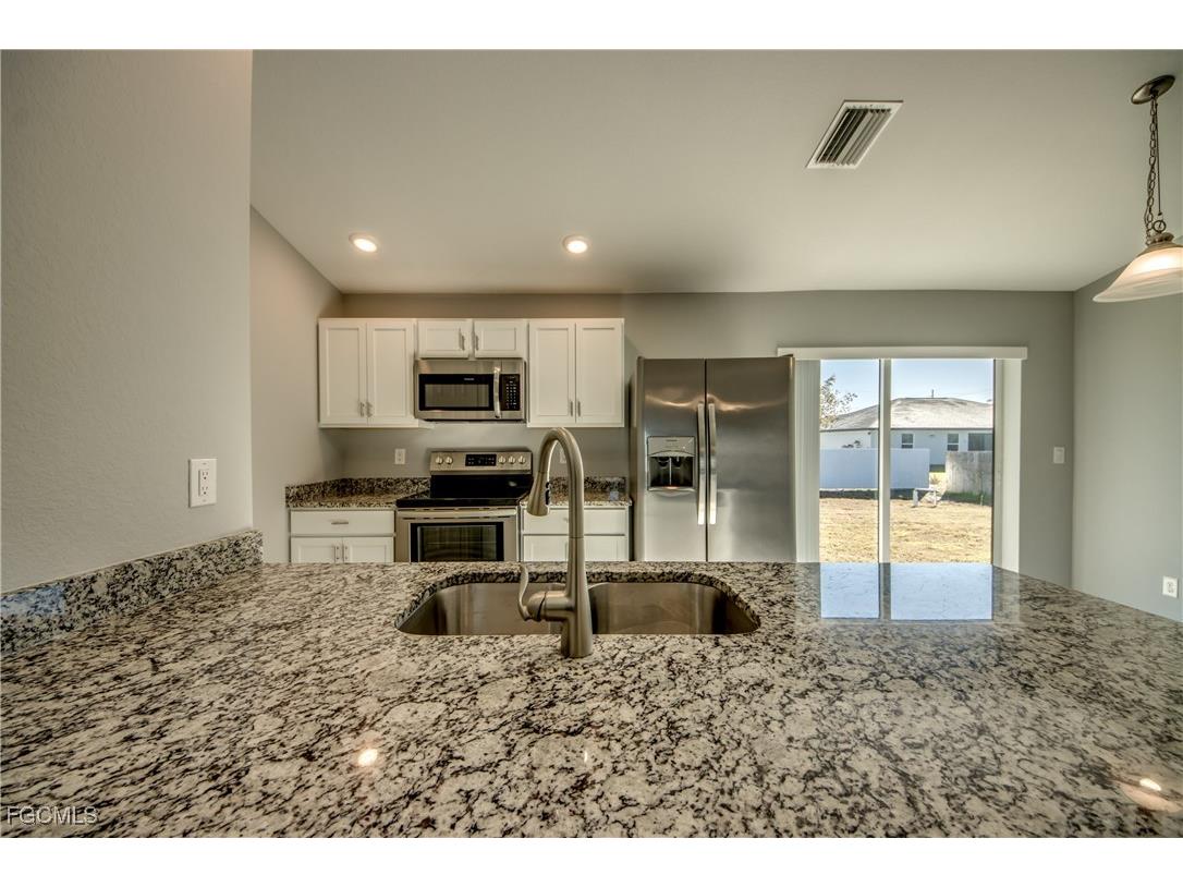 2421 NW 7th Place Cape Coral FL 33993 2026004956 image16