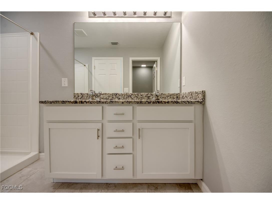 2421 NW 7th Place Cape Coral FL 33993 2026004956 image31