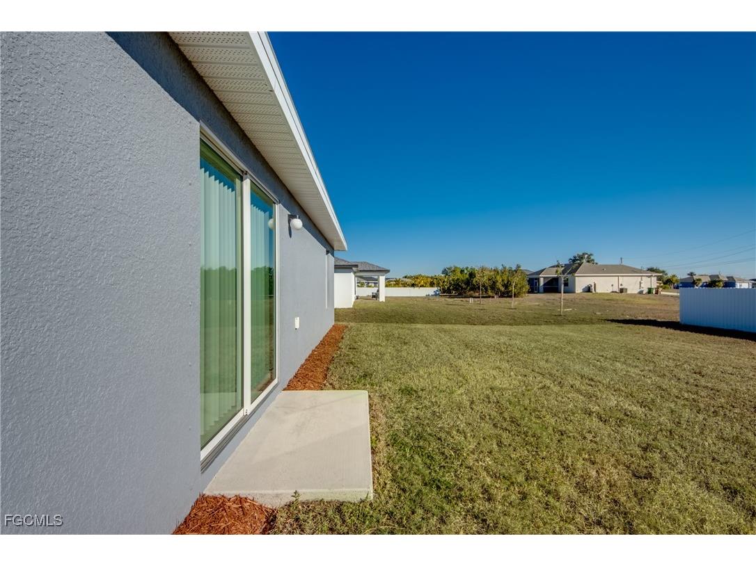 2421 NW 7th Place Cape Coral FL 33993 2026004956 image41