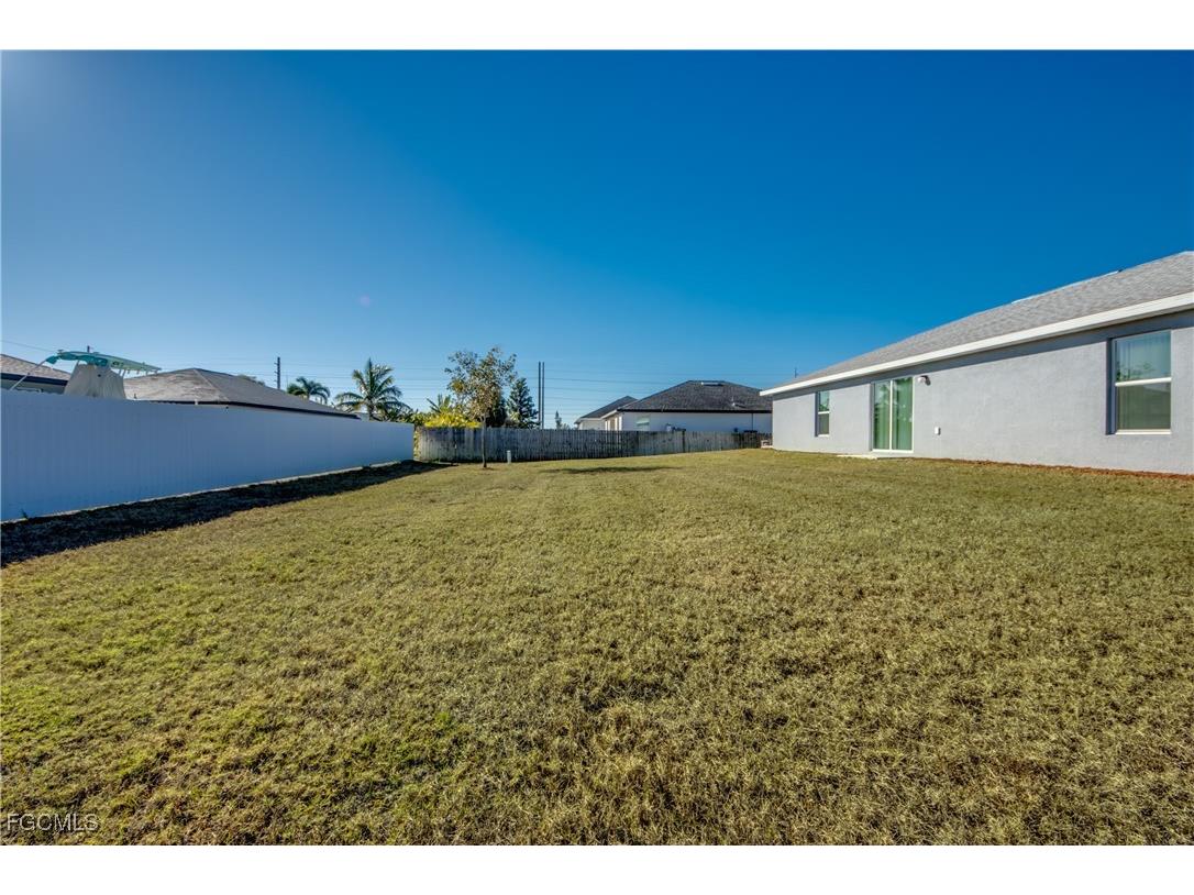 2421 NW 7th Place Cape Coral FL 33993 2026004956 image48