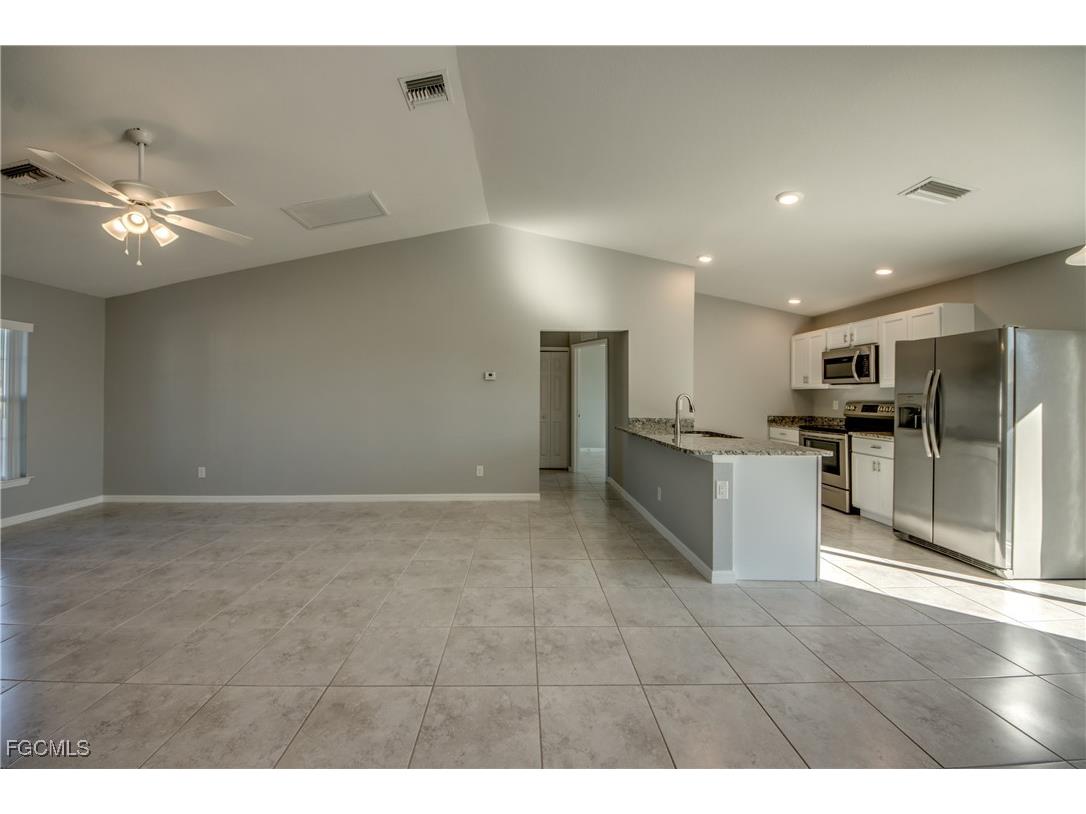 2421 NW 7th Place Cape Coral FL 33993 2026004956 image5
