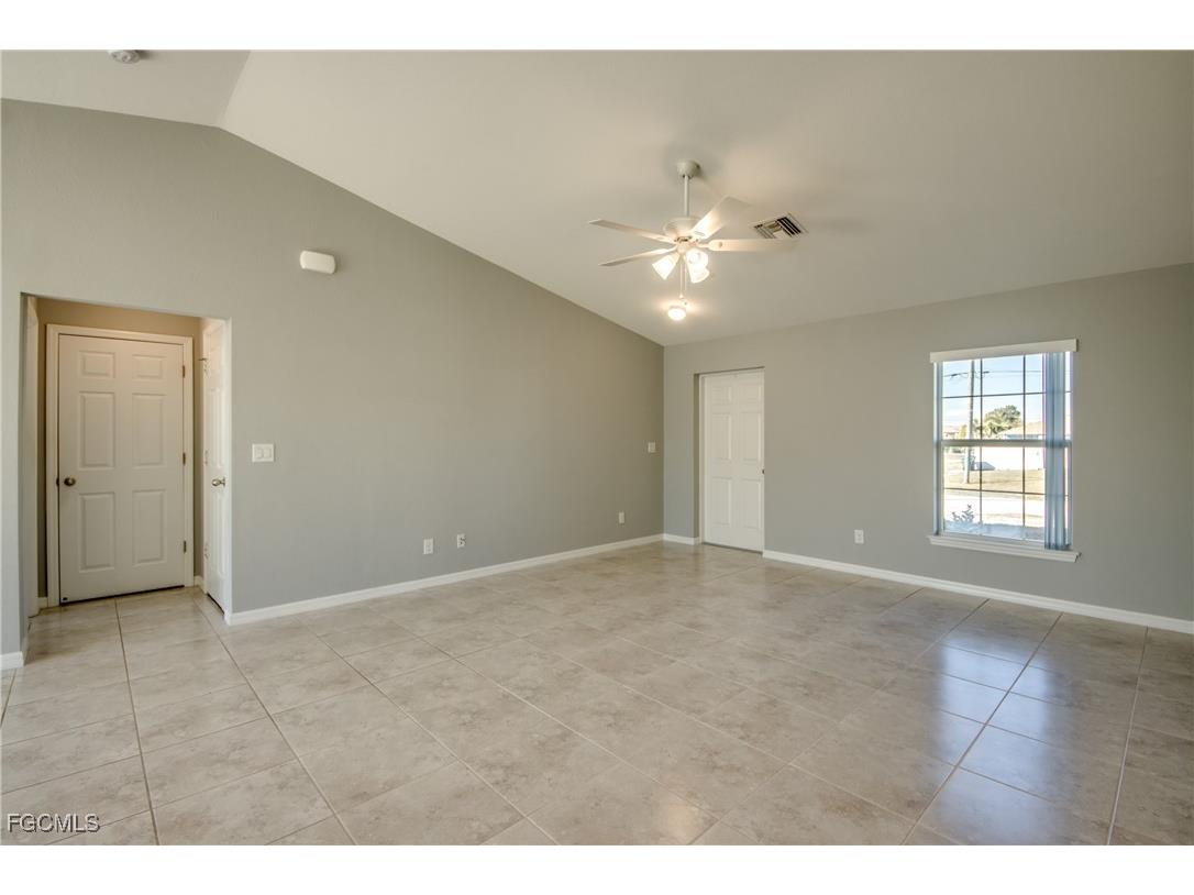 2421 NW 7th Place Cape Coral FL 33993 2026004956 image8