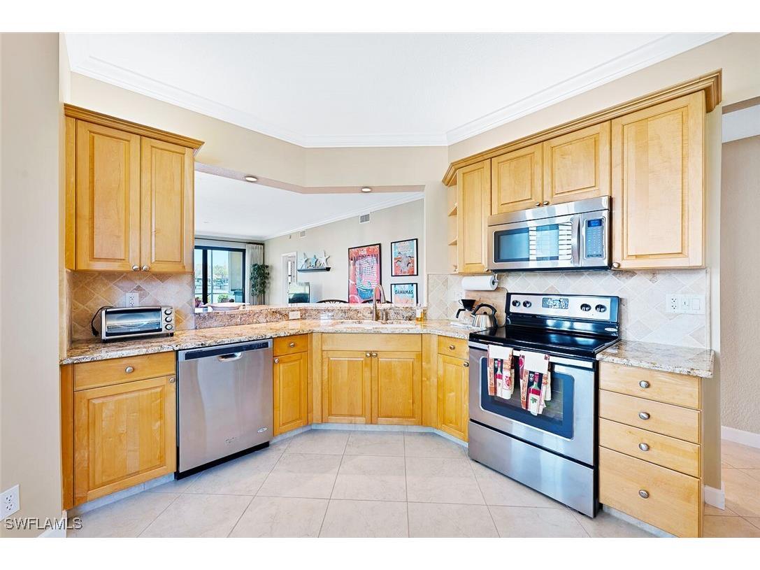 2421 Ravenna Boulevard #101 Naples FL 34109 225076367 image6