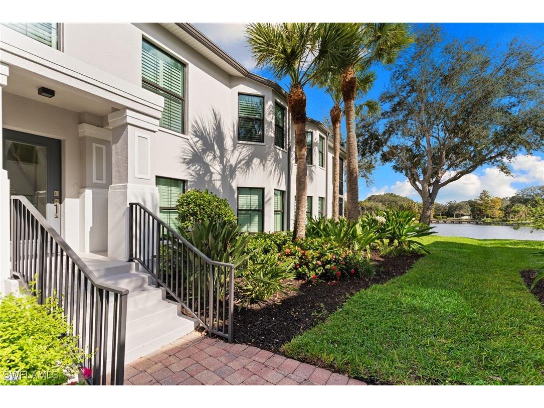 2421 Ravenna Boulevard #202 Naples FL 34109 225082861 image2