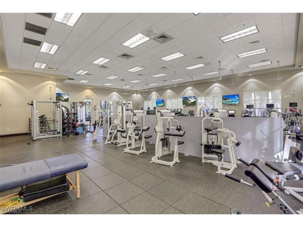 2421 Ravenna Boulevard #202 Naples FL 34109 225082861 image42