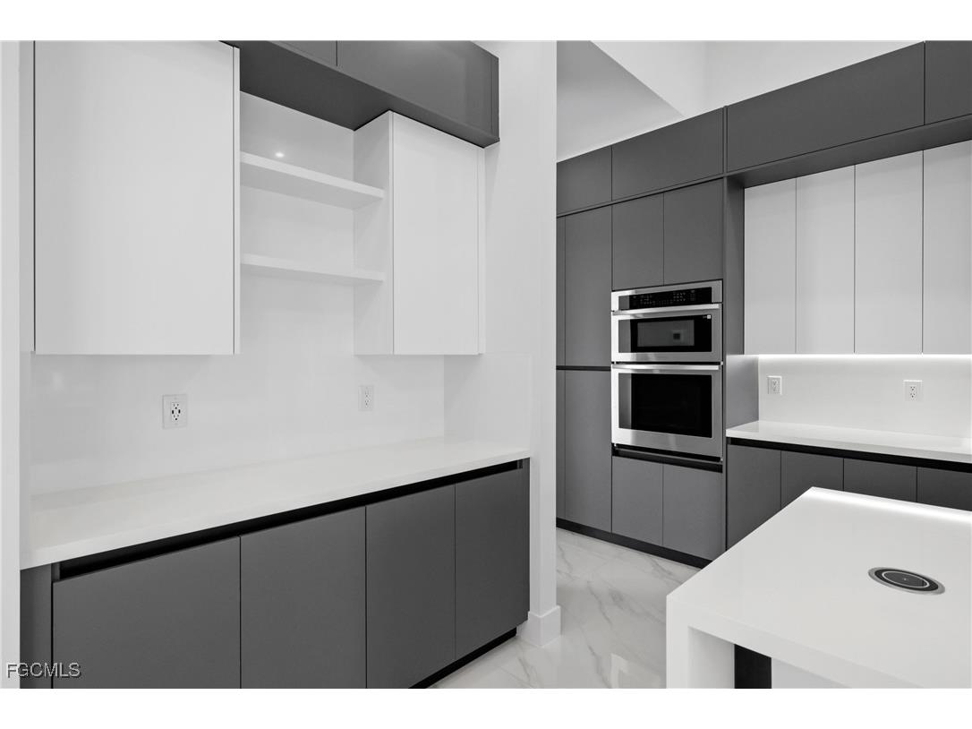 2422 Nelson Road N Cape Coral FL 33993 2025025267 image15