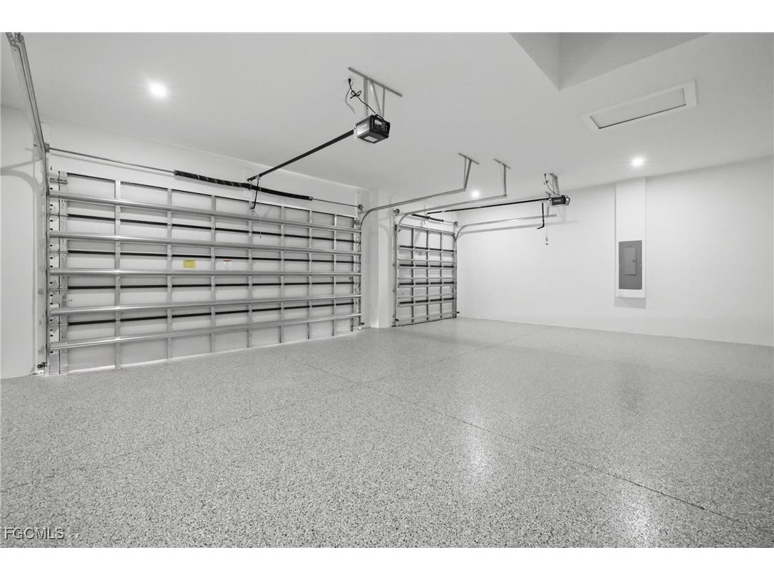 2422 Nelson Road N Cape Coral FL 33993 2025025267 image23