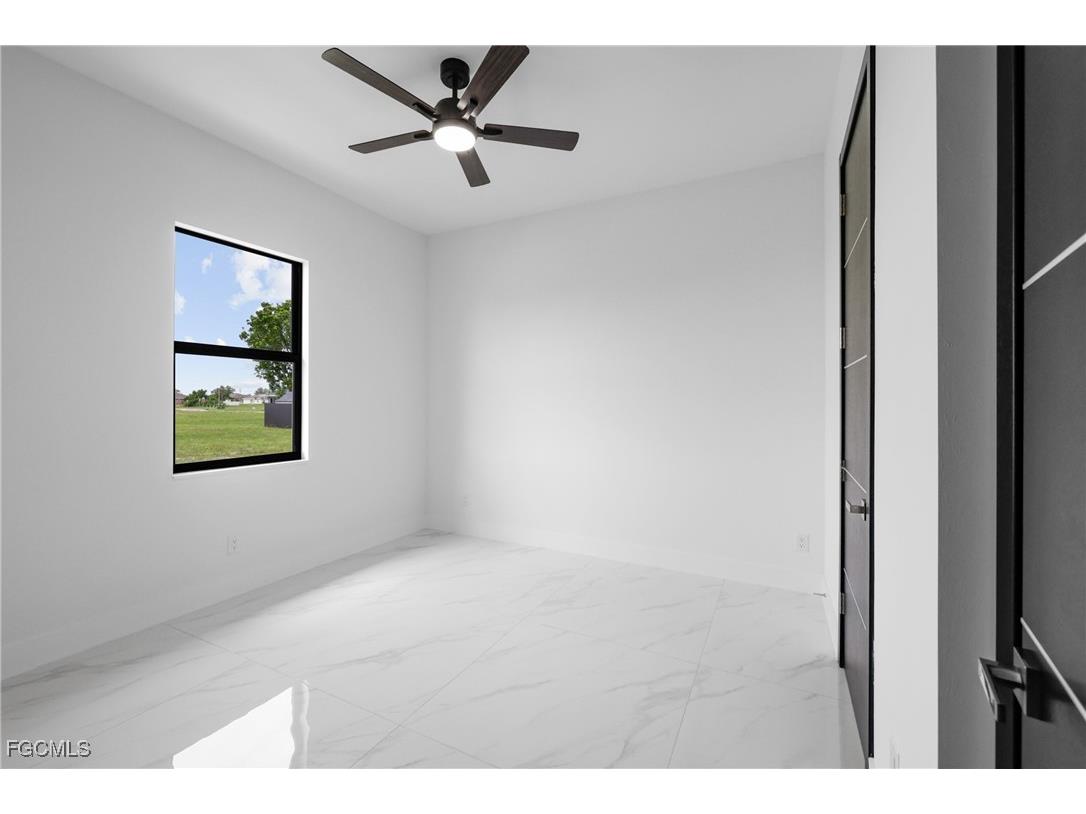 2422 Nelson Road N Cape Coral FL 33993 2025025267 image35