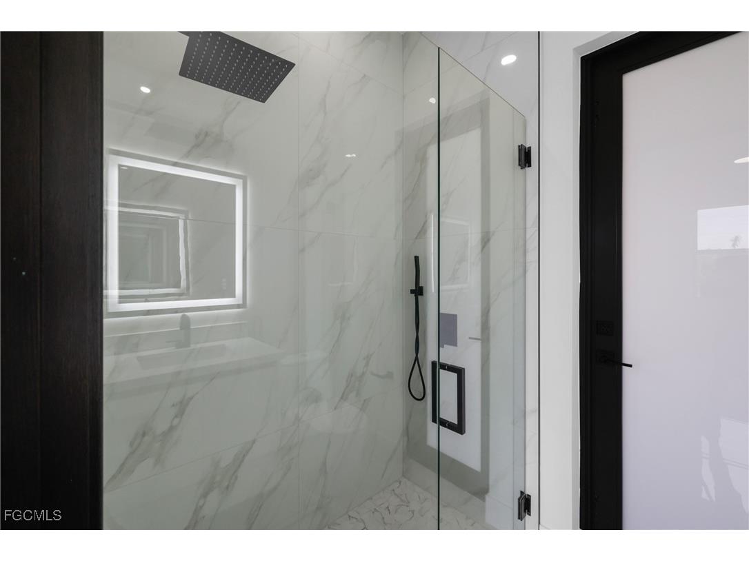 2422 Nelson Road N Cape Coral FL 33993 2025025267 image39