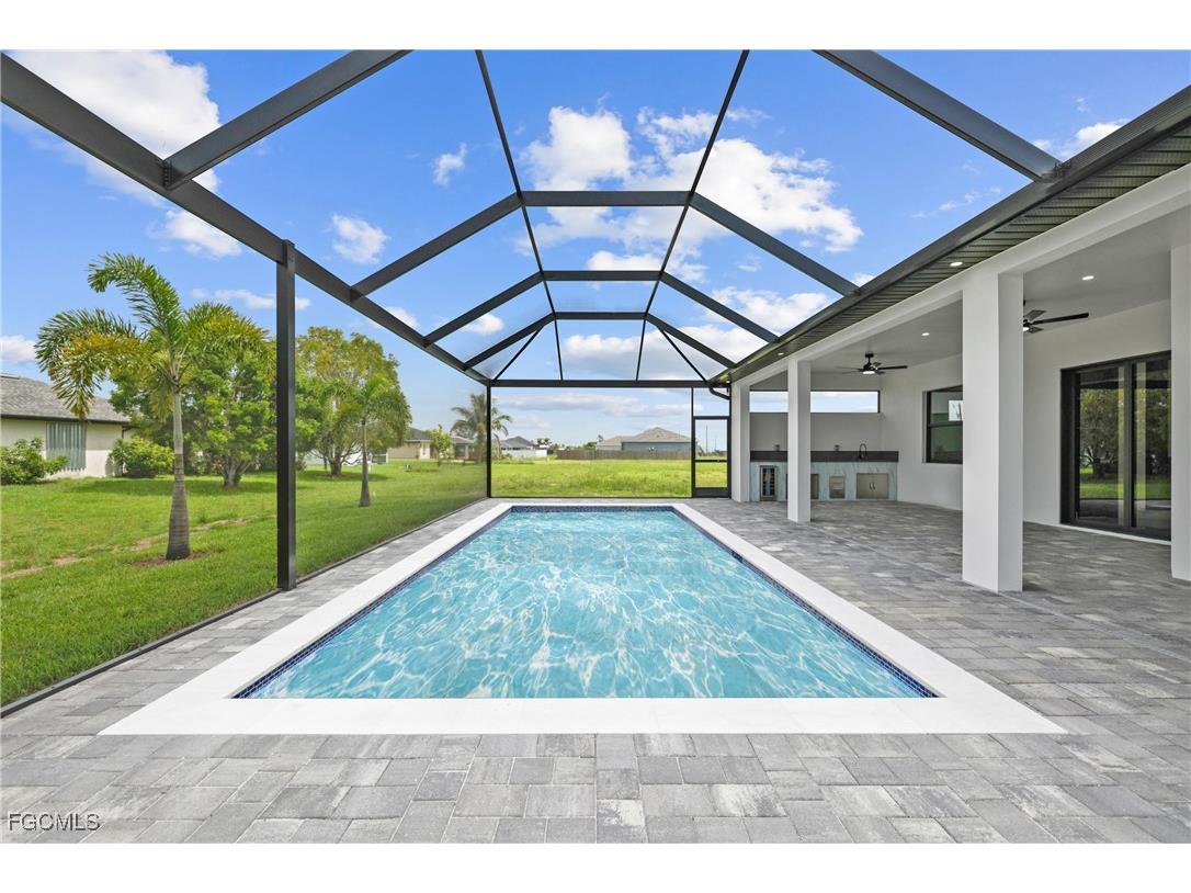 2422 Nelson Road N Cape Coral FL 33993 2025025267 image44