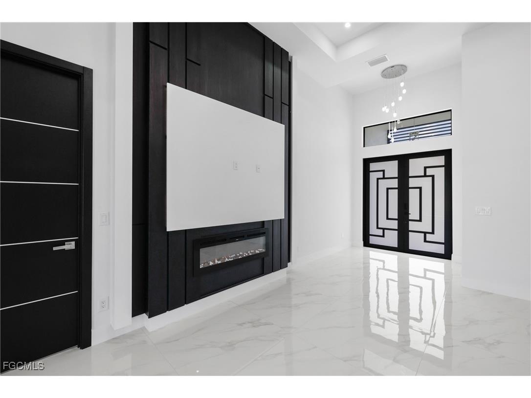 2422 Nelson Road N Cape Coral FL 33993 2025025267 image6