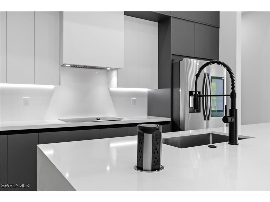 2422 Nelson Road N Cape Coral FL 33993 225060550 image20