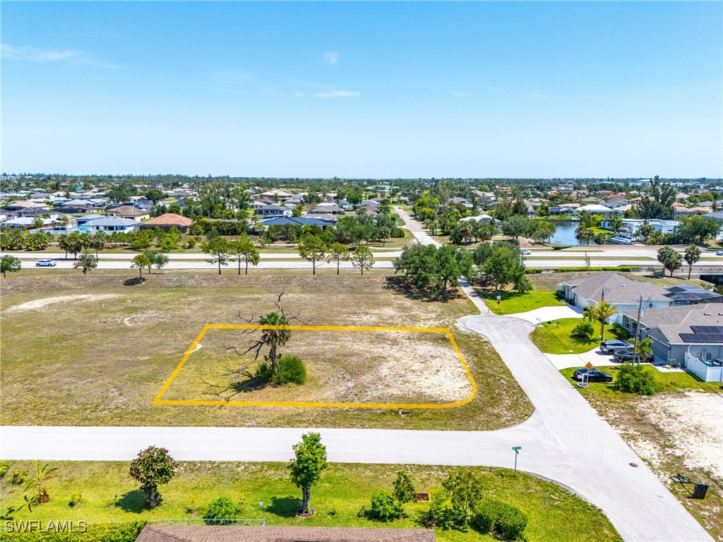 2422 SW 11th Avenue Cape Coral FL 33914 225046610 image2