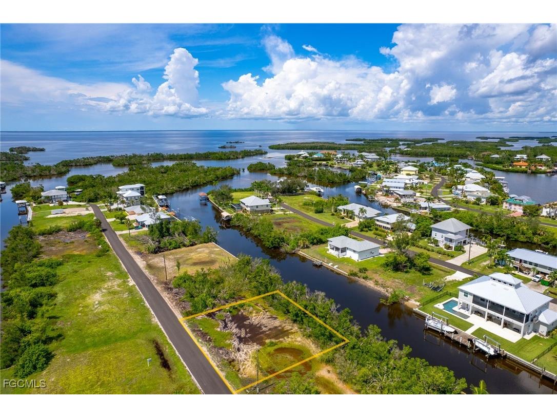 24220 Blackbeard Boulevard Punta Gorda FL 33955 2025020709 image2