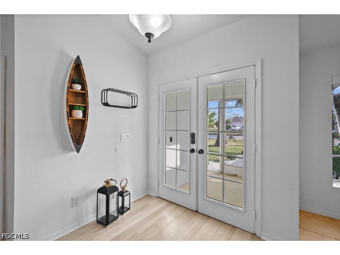 2423 Everest Parkway Cape Coral FL 33904 2026022124 image4