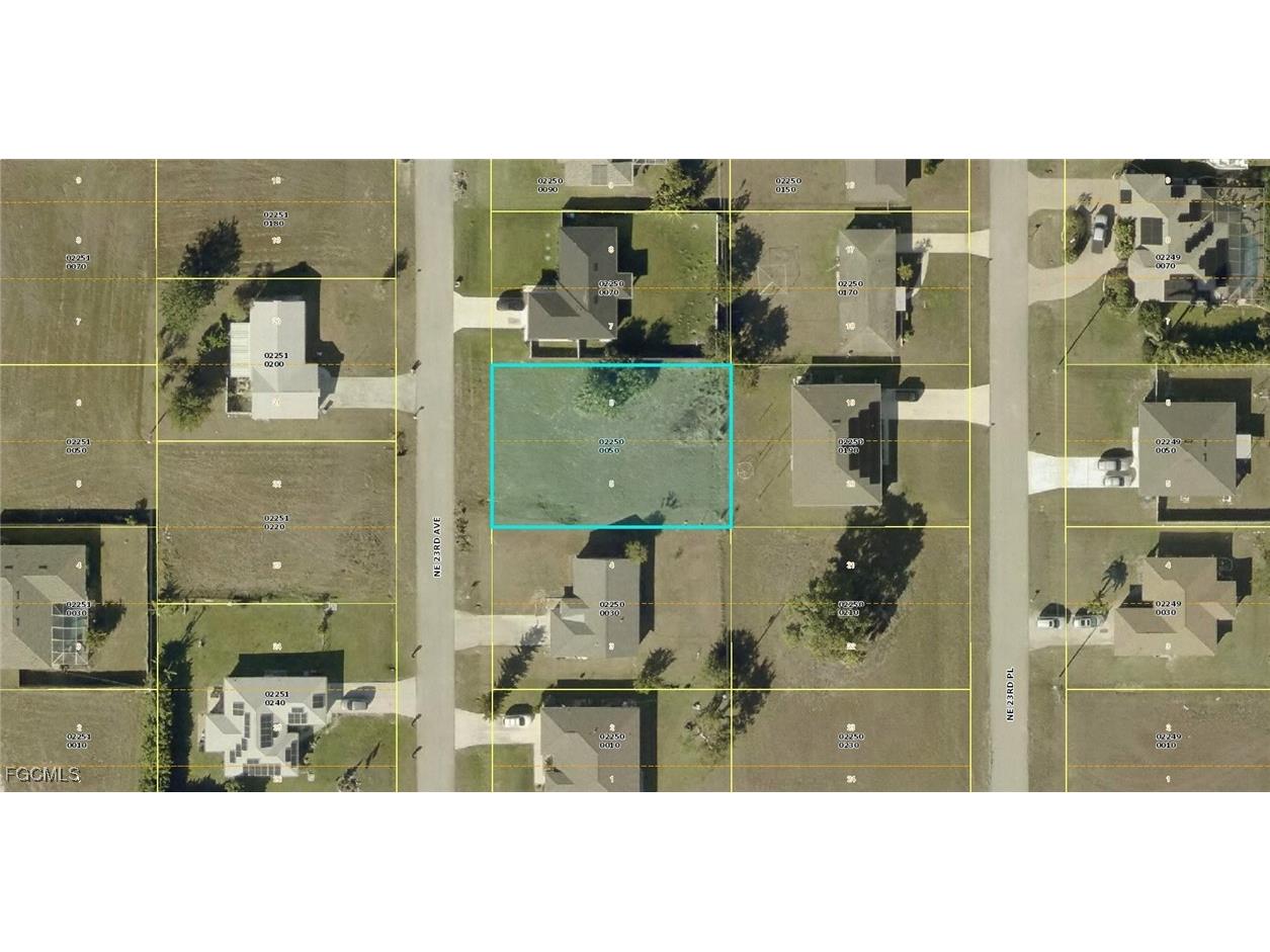 2423 NE 23rd Avenue Cape Coral FL 33909 2025014437 image1