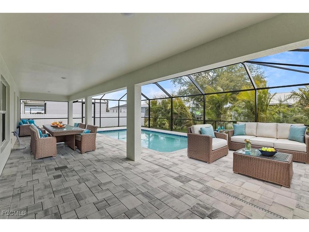 2423 NW 20th Place Cape Coral FL 33993 2025016709 image3