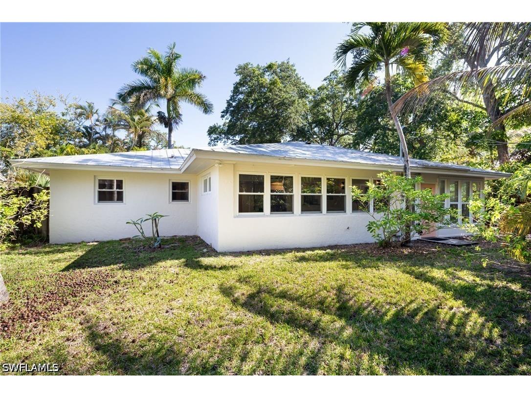 2424 Harbor Road Naples FL 34104 226018286 image22