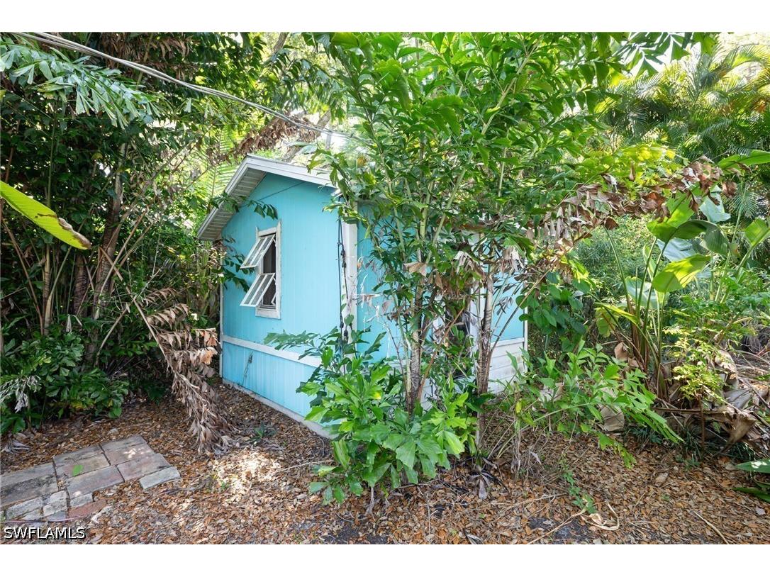 2424 Harbor Road Naples FL 34104 226018286 image25