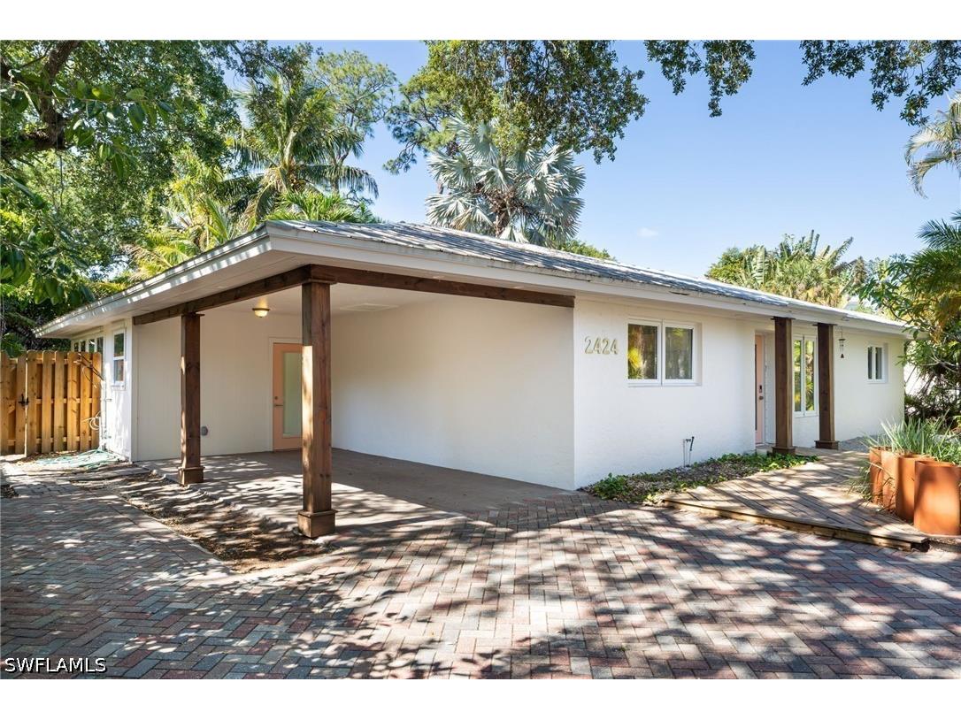 2424 Harbor Road Naples FL 34104 226018286 image26