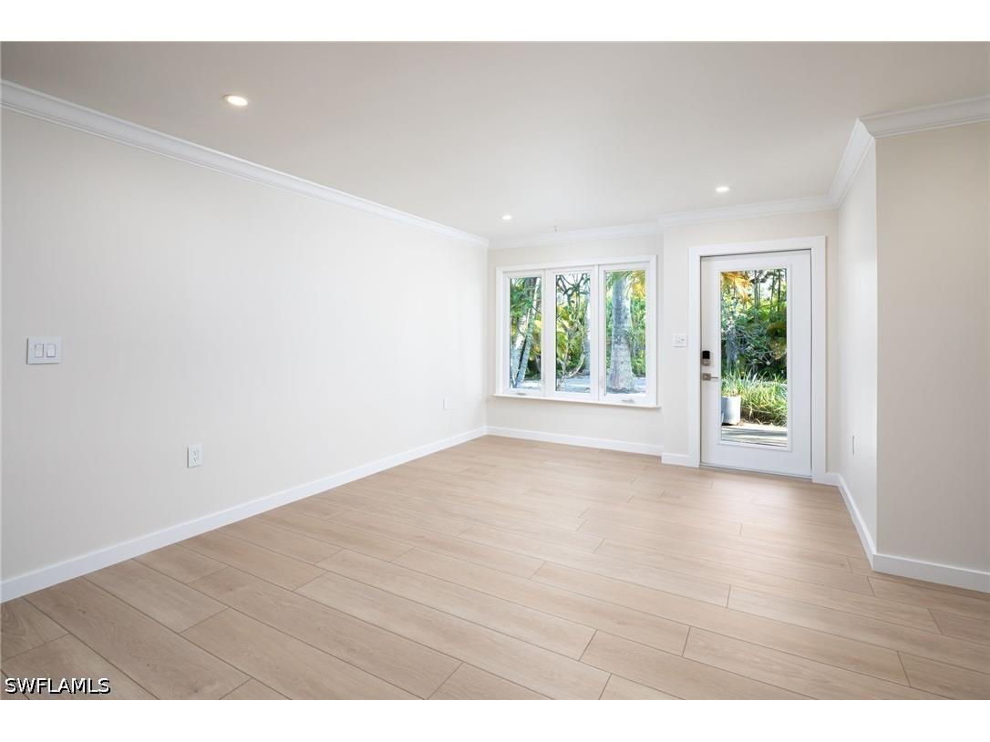 2424 Harbor Road Naples FL 34104 226018286 image3