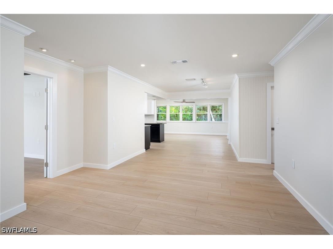 2424 Harbor Road Naples FL 34104 226018286 image4