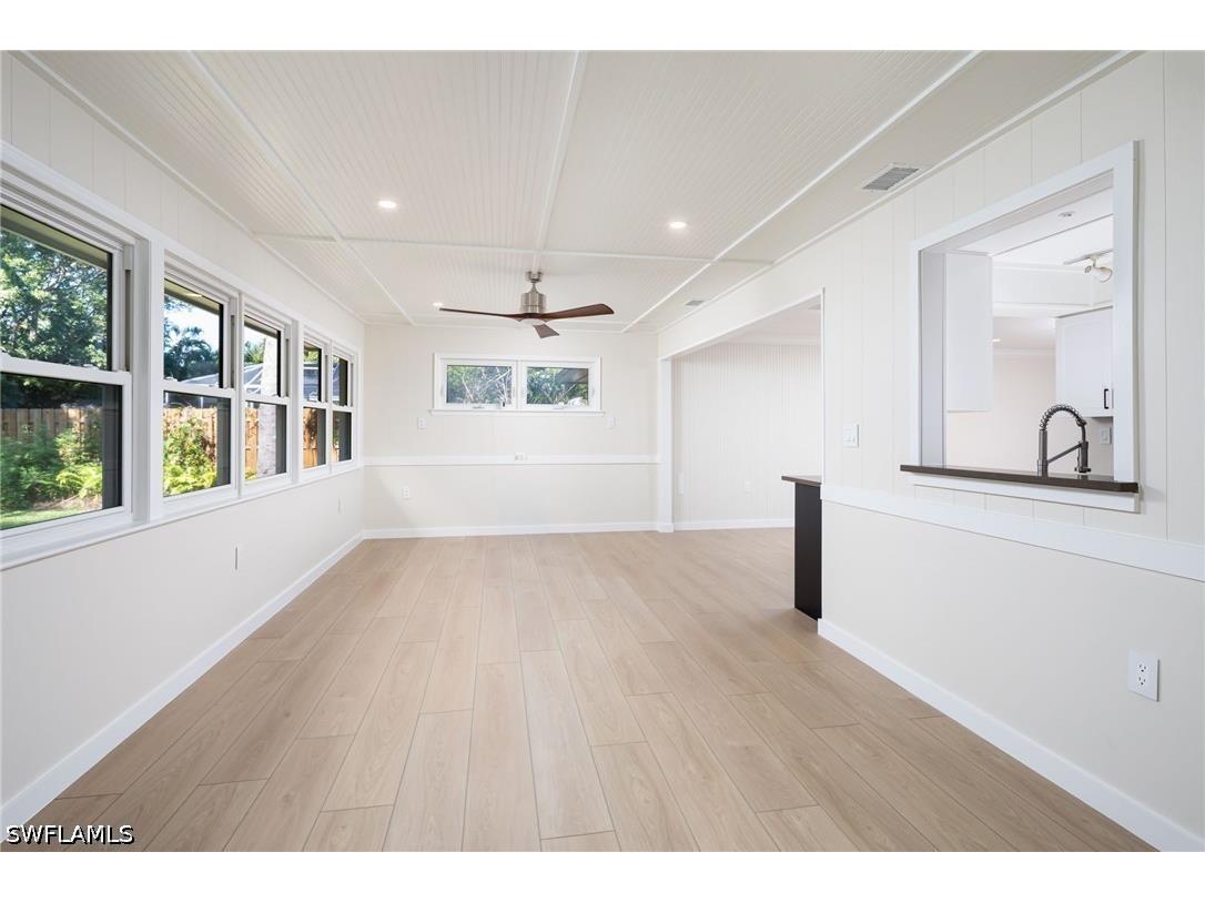 2424 Harbor Road Naples FL 34104 226018286 image8