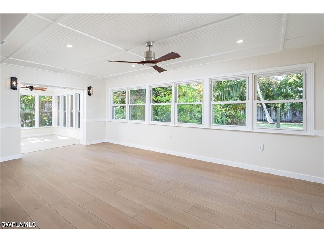 2424 Harbor Road Naples FL 34104 226018286 image9