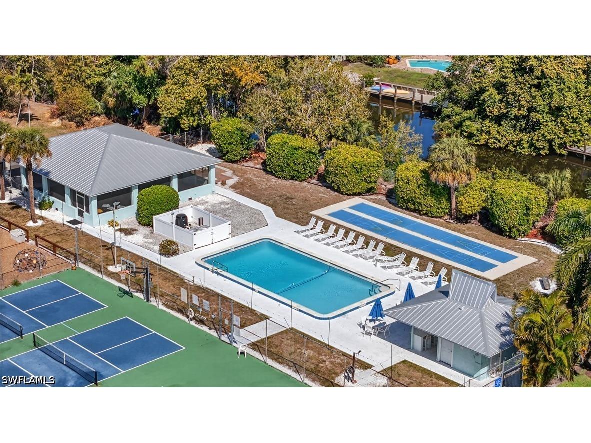 2424 Longboat Drive Naples FL 34104 226012852 image35