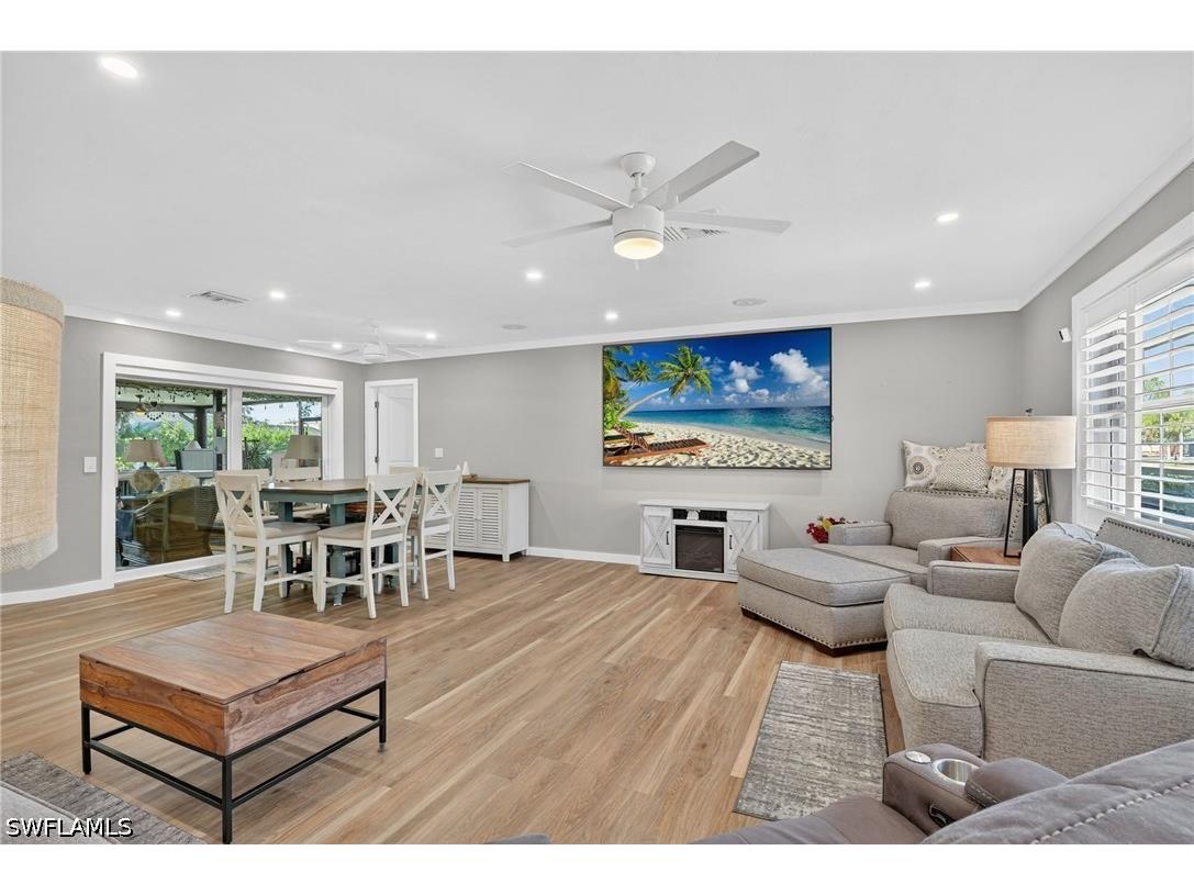 2424 Longboat Drive Naples FL 34104 226012852 image6