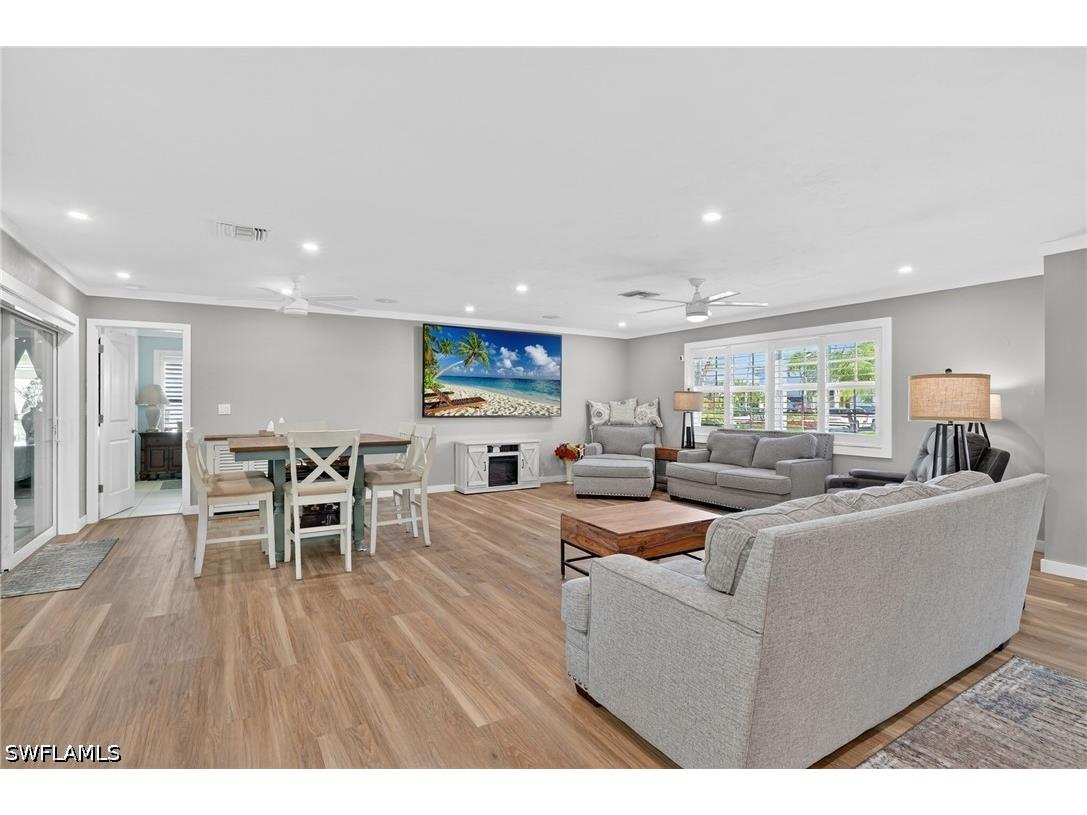 2424 Longboat Drive Naples FL 34104 226012852 image7